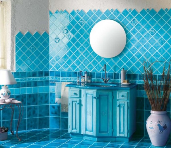 blue bathroom decorations 6 600x518 blue bathroom decorations