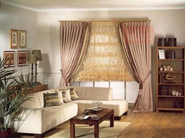 curtain models living room 600x448 Living room curtain models 2012 Fashion