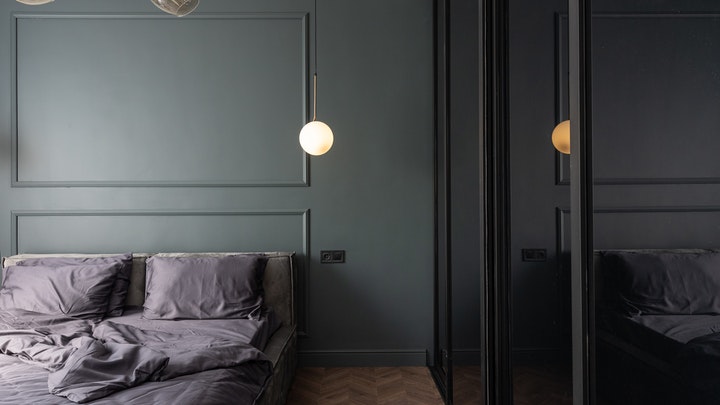 bedroom-dark tones