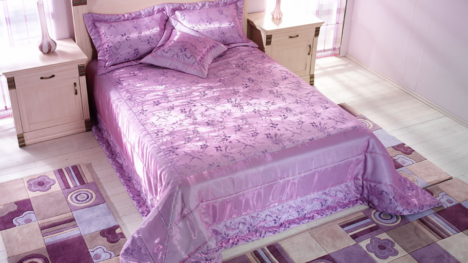 Bedspread Models (3)