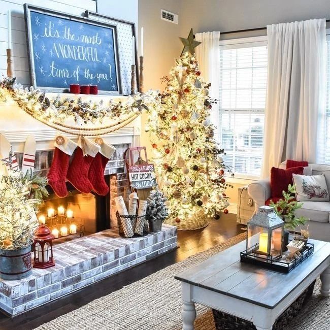 How to decorate living room for Christmas