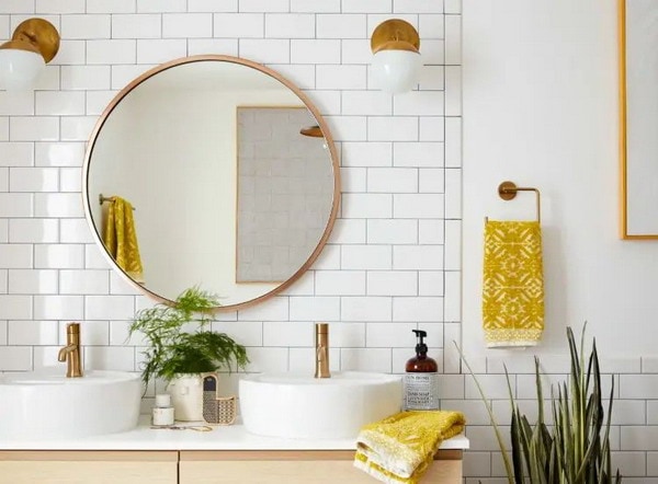 Bathroom trends for 2025: the latest in colors, tiles and accessories, and a variety of design ideas