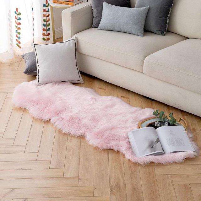 Luxury Faux Sheepskin Rug for Bedroom