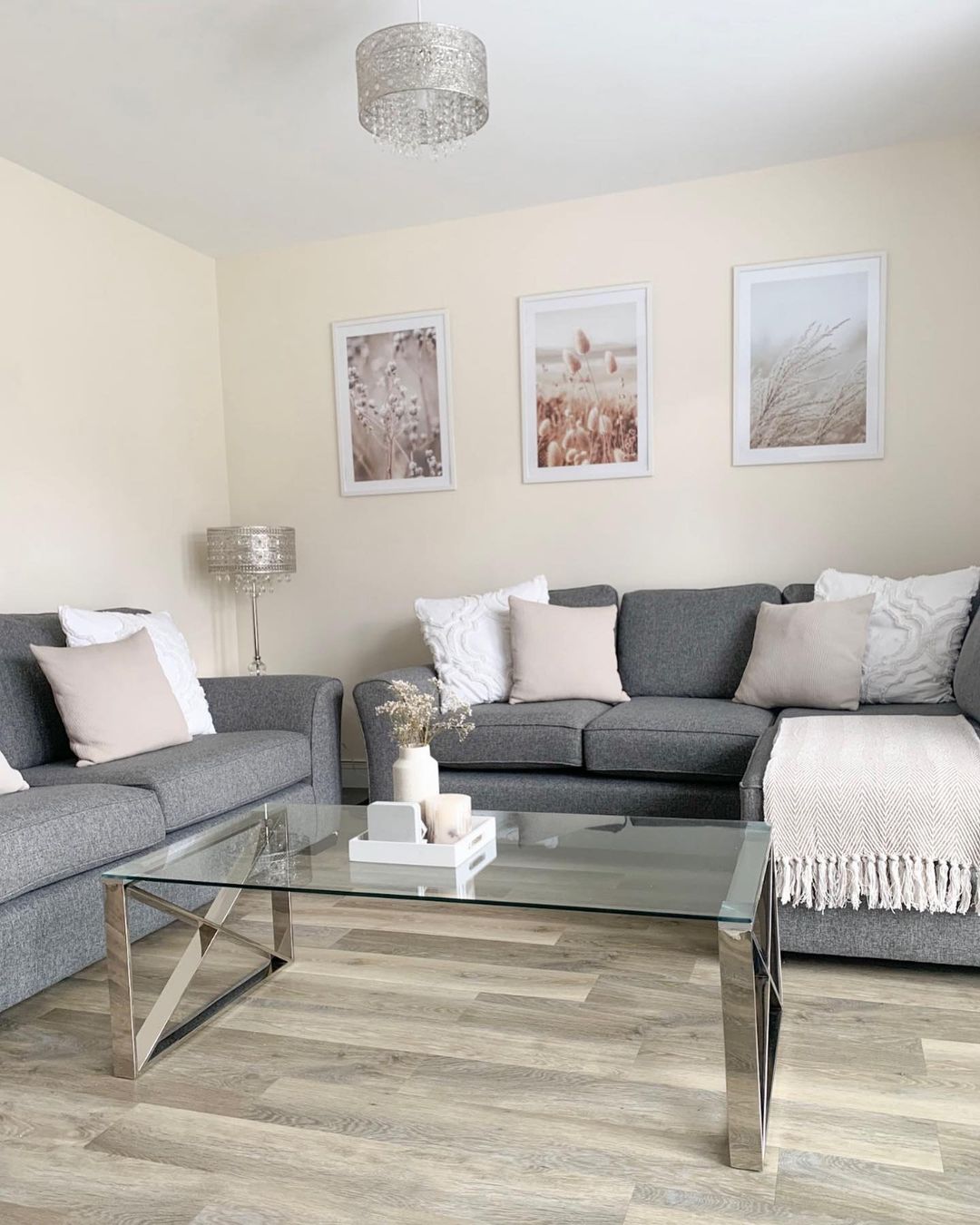 living gray decor