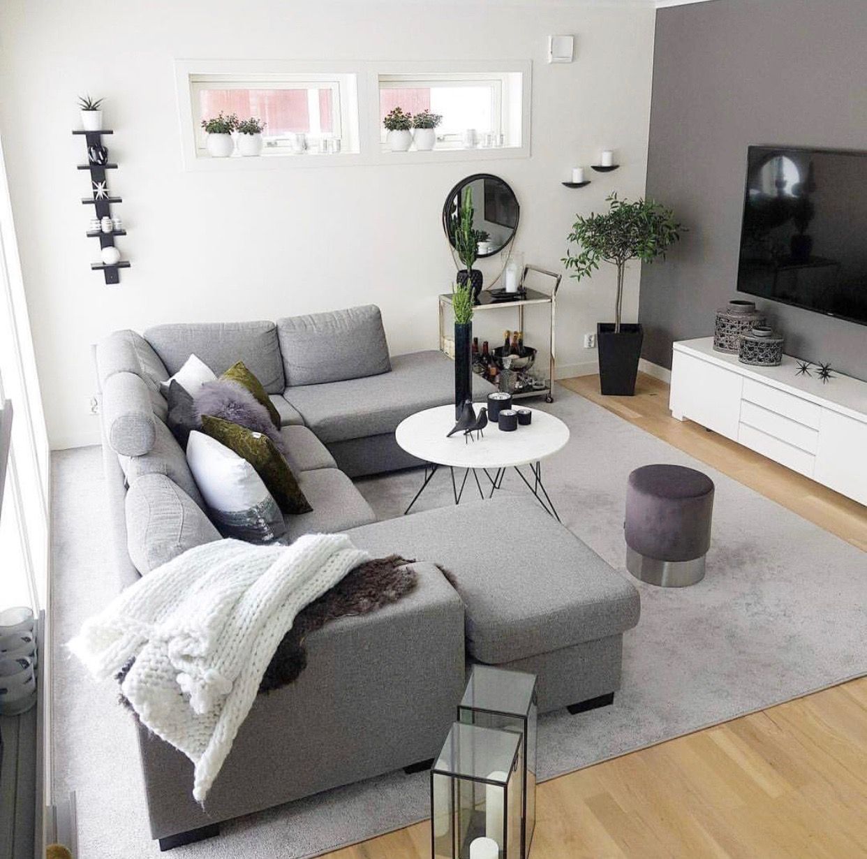 how to decorate a gray living room