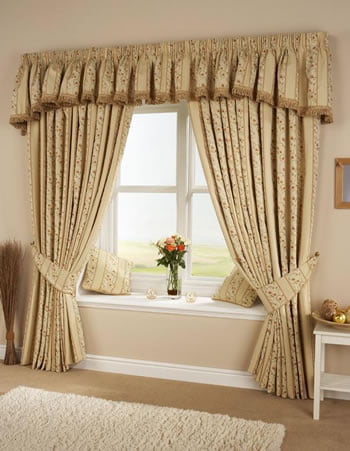 Bedroom Curtains (12)