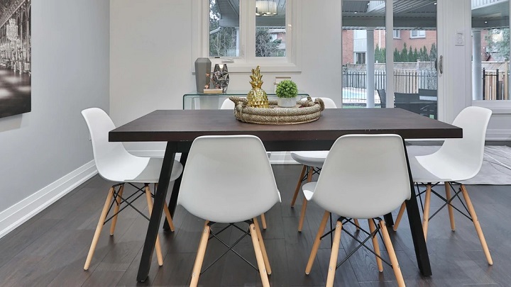 white chairs with wooden legs