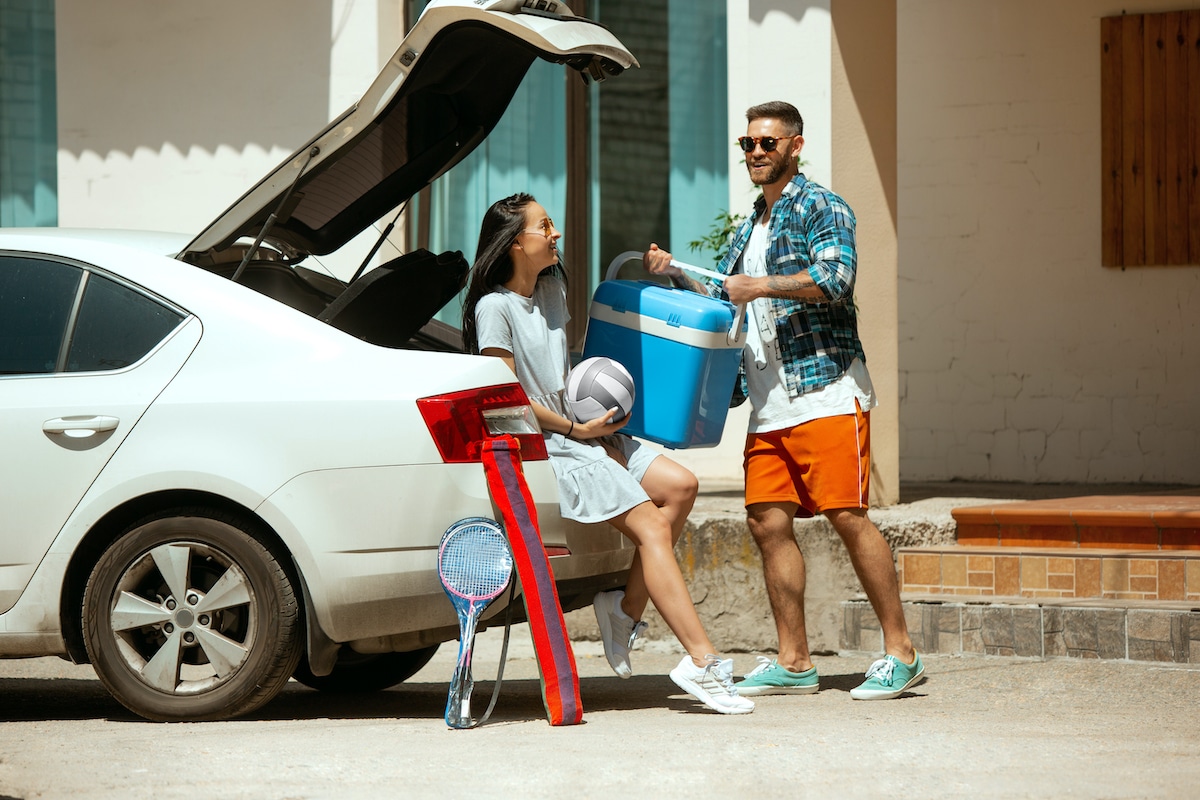 The family goes on a road trip.