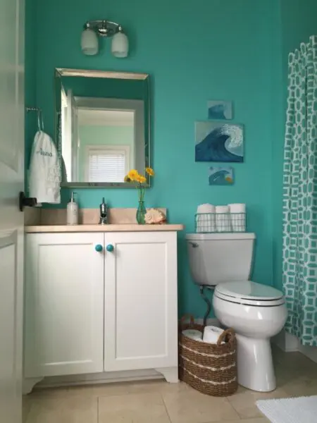 bathroom-turquoise-wall-5