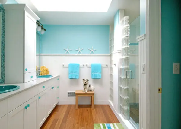 bathroom-turquoise-wall-3