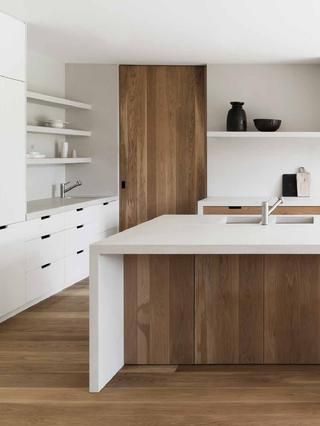 4-A-kitchen-dark wood