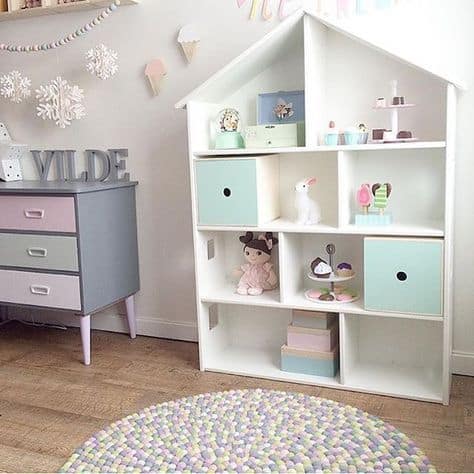 Original shelves that decorate and organize