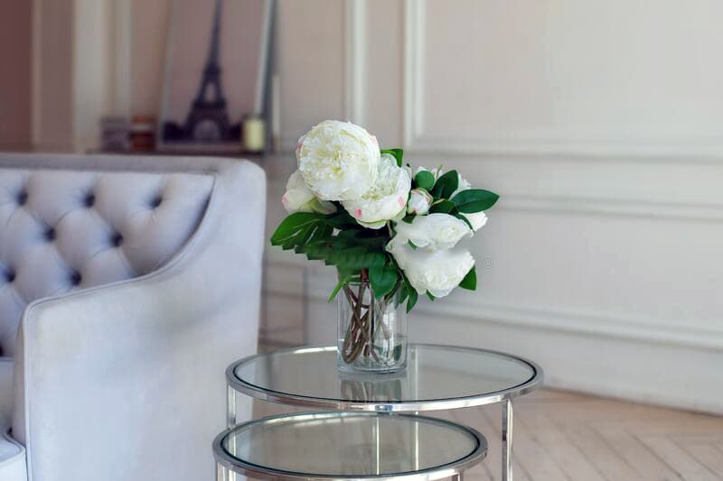 Fresh flowers to create cosiness at home