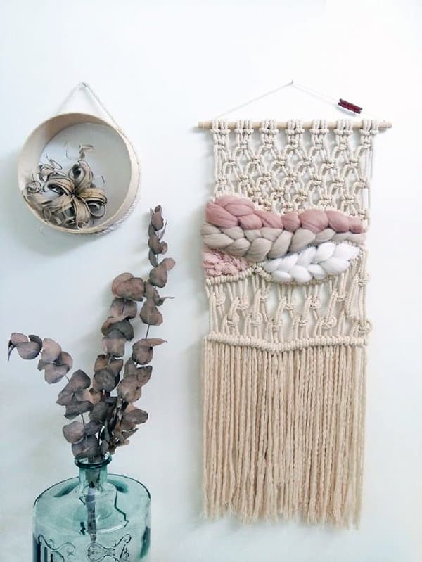 Room wall decoration with knitted items