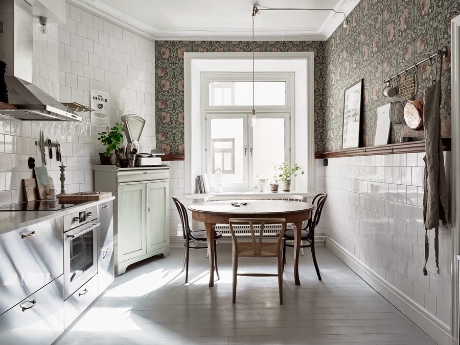 4-kitchen-wall-covering-ideas-in-interior-design-white-tiles-wall-squares-floral-motifs-green-pink-patterns-shiny-cabinet-round-dining-table