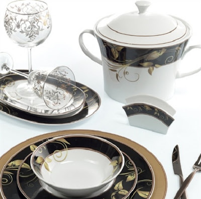 brown gilded dinner set