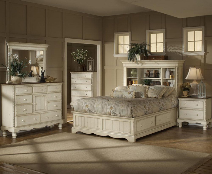 Nostalgic Bedroom Sets (3)