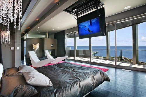 Interesting Bedrooms (3)