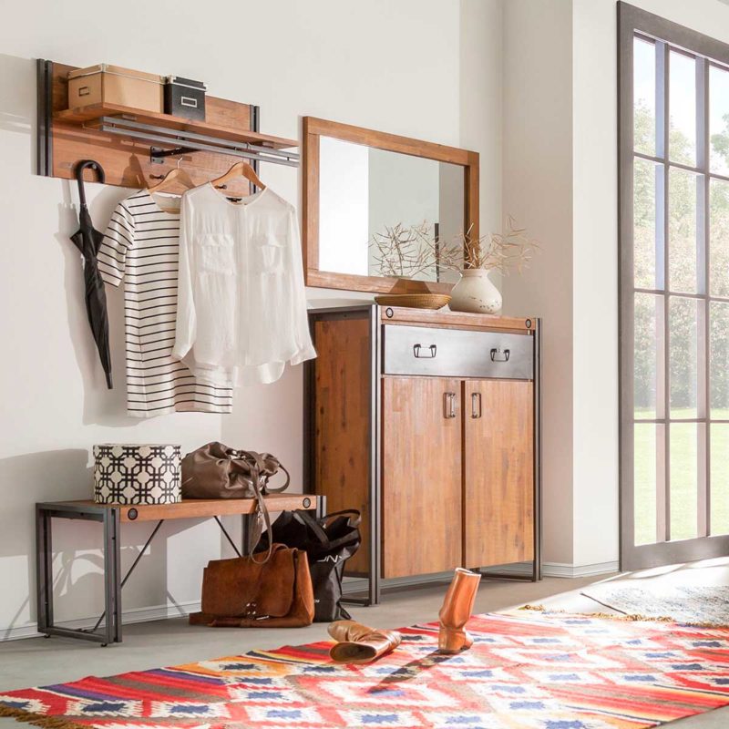 Shoe cabinet for entry in industrial style