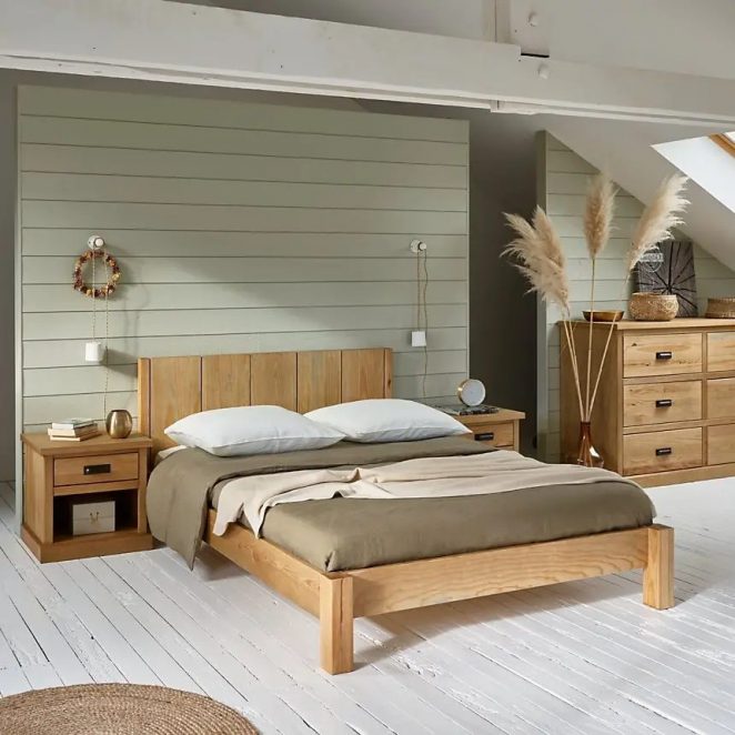 Warm, ecological wood helps create a natural atmosphere in the bedroom