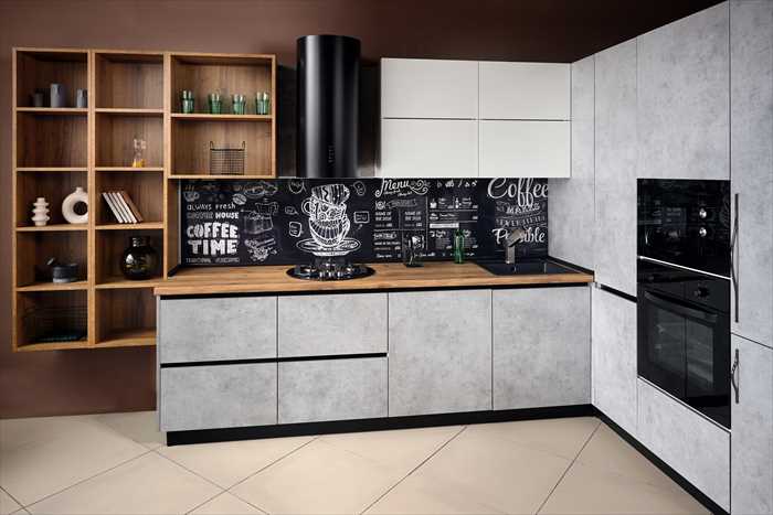 Black kitchen