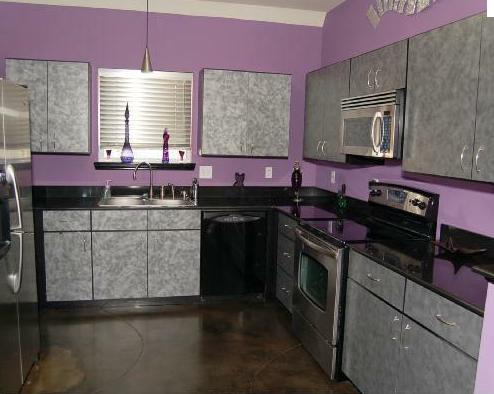 Lilac-kitchen-models (1)