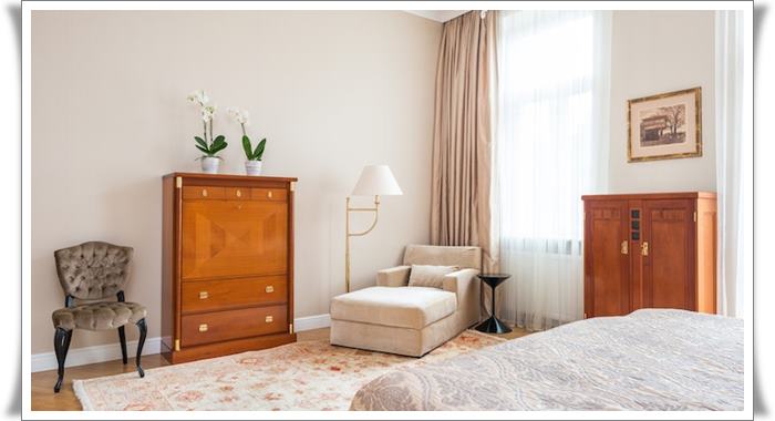 bedroom with old furniture