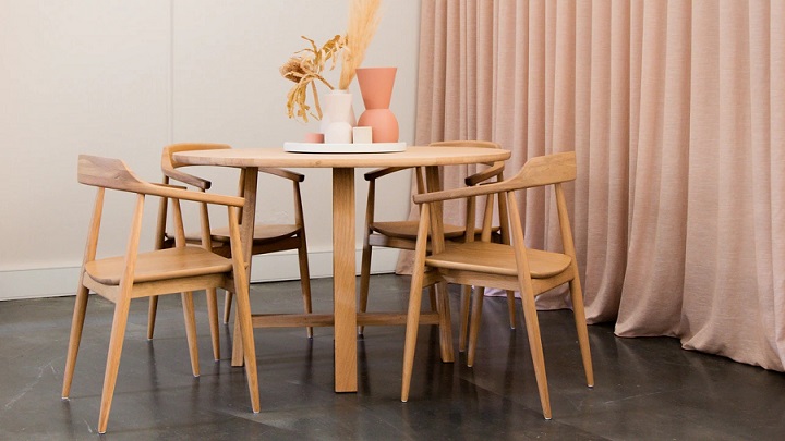 dining table-light-wood